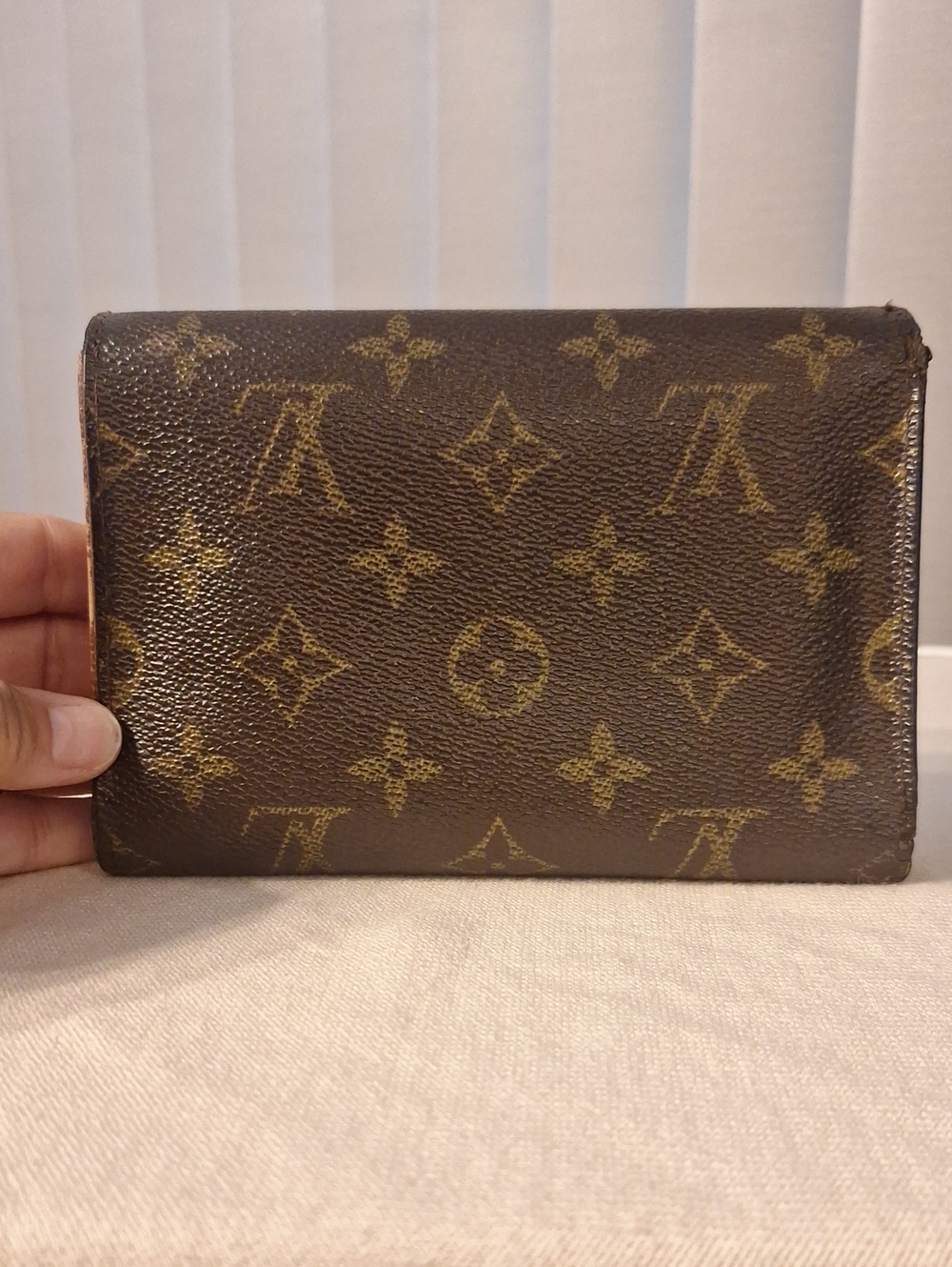 Louis Vuitton Vintage Monogram Wallet - Picture 8 of 9